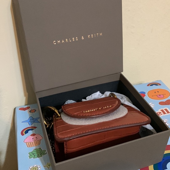 Charles & Keith Mini bag - Picture 6 of 6